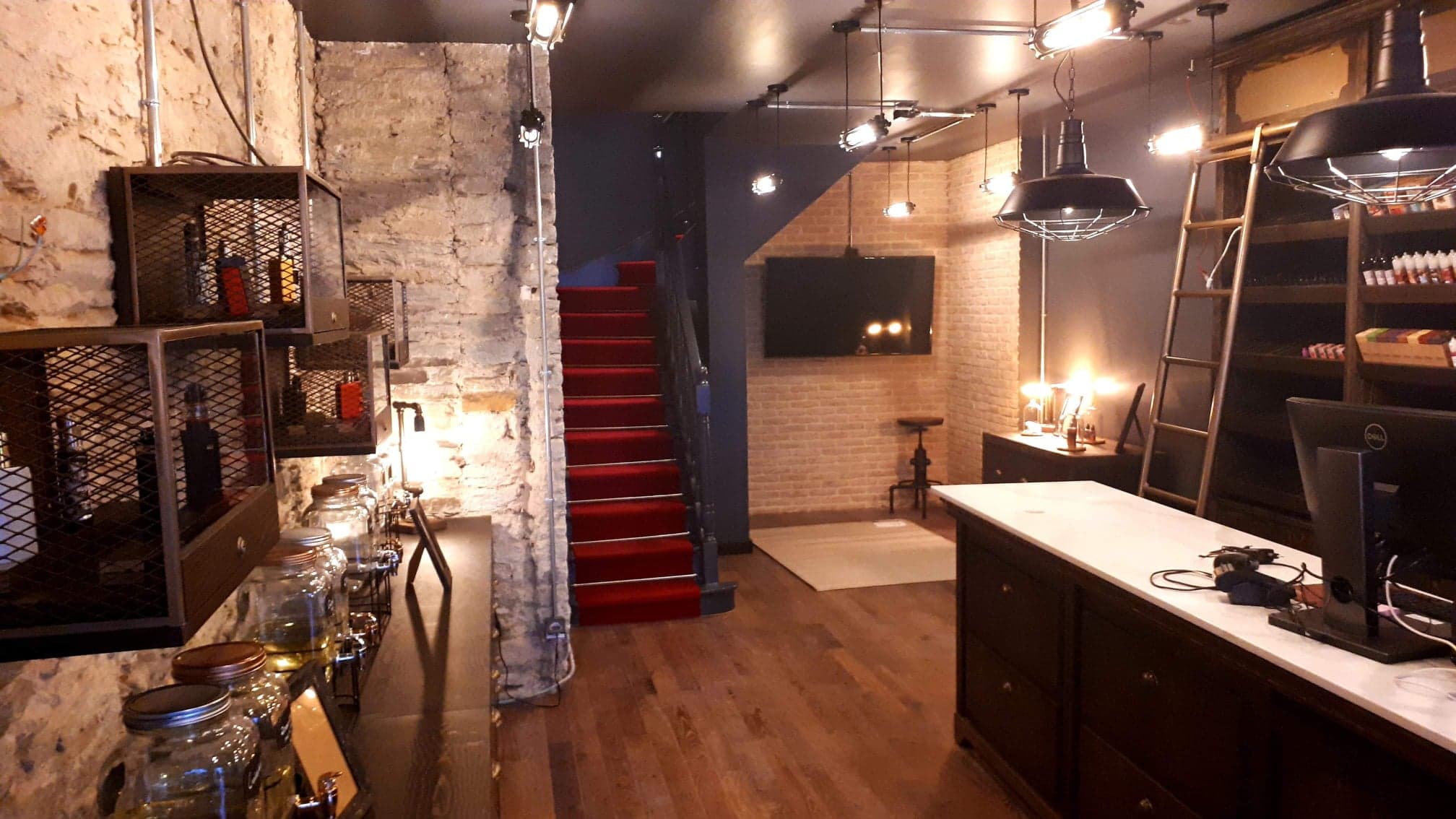 découvrez notre magasin électronique à rouen, où vous trouverez une vaste sélection d'appareils high-tech, d'accessoires et de conseils d'experts pour satisfaire tous vos besoins technologiques.