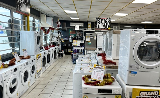découvrez notre magasin électronique à rouen, votre destination privilégiée pour des appareils high-tech, des accessoires innovants et un service client exceptionnel. venez explorer notre large gamme de produits électroniques adaptés à tous vos besoins.