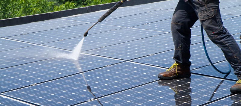 assurez le bon fonctionnement de vos panneaux solaires avec nos services de maintenance professionnelle. prolongez la durée de vie de votre installation et optimisez sa performance grâce à des inspections régulières et des réparations rapides.