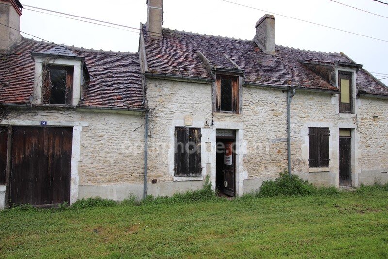 découvrez cette maison à vendre, idéale pour ceux en quête d'un projet sans ressources. profitez de l'opportunité unique d'acheter un bien immobilier à un prix attractif, offrant un potentiel exceptionnel pour vos idées et votre créativité. ne manquez pas cette chance d'investir dans un avenir meilleur.
