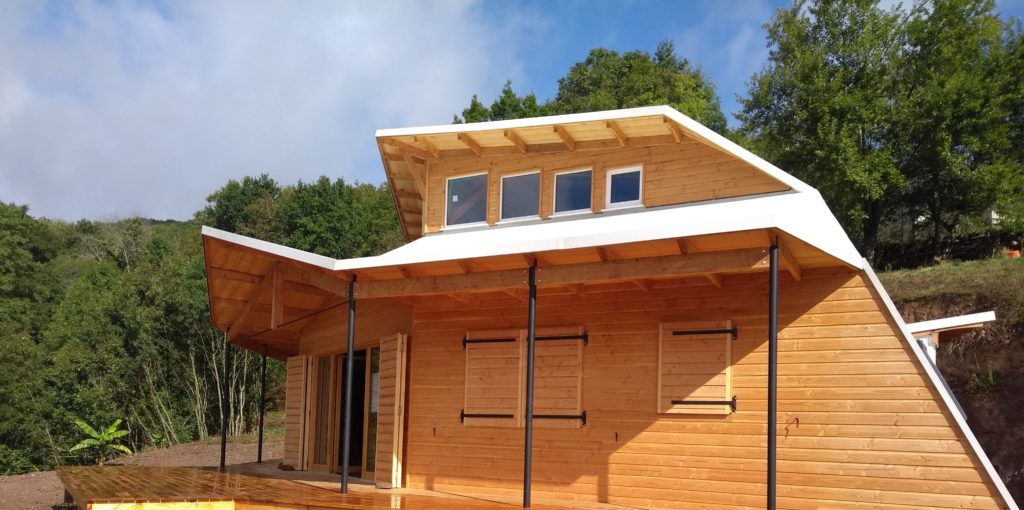 découvrez notre guide complet sur les maisons autonomes : prix, avantages, et solutions pour vivre de manière durable. informez-vous sur les différentes options disponibles et choisissez celle qui correspond à votre budget et vos besoins en énergie.