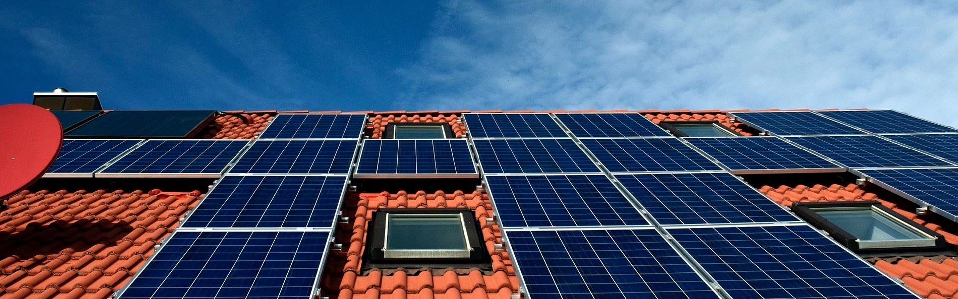 découvrez comment une maison photovoltaïque rentable peut transformer votre consommation d'énergie tout en réduisant vos factures. explorez les avantages de l'énergie solaire, les économies réalisées et les solutions durables pour un avenir plus vert.