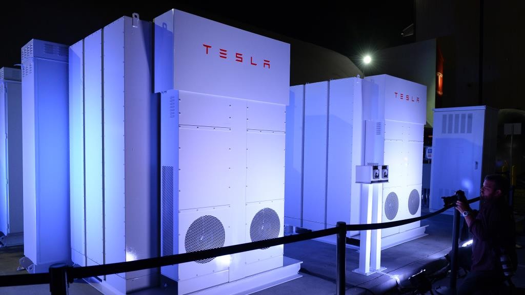 découvrez comment elon musk révolutionne le secteur de l'énergie solaire avec ses innovations audacieuses et ses initiatives durables. plongez dans l'univers de l'énergie propre et apprenez comment musk transforme notre approche de l'énergie renouvelable.