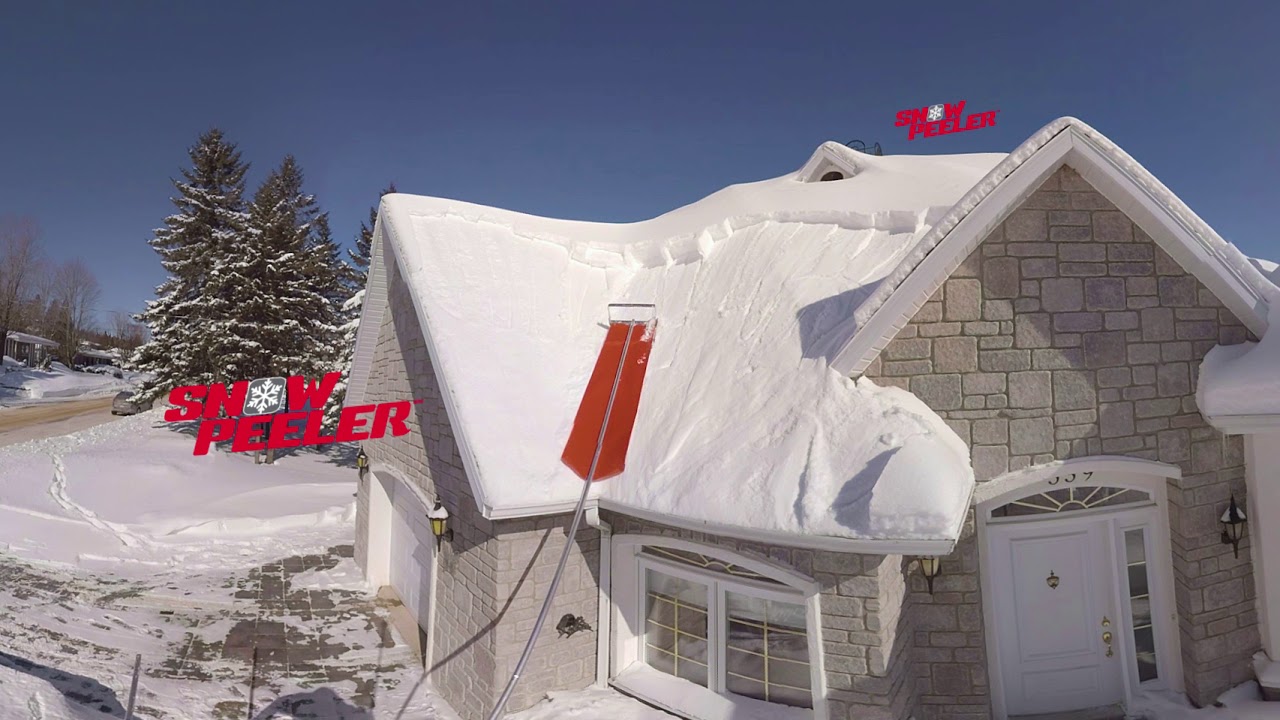découvrez comment gérer la neige sur votre toiture : conseils pour éviter les dommages, méthodes d'évacuation, et solutions préventives pour une toiture en parfait état tout l'hiver.