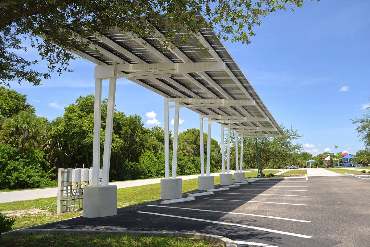 découvrez comment une ombrière photovoltaïque peut transformer votre espace extérieur en une source d'énergie renouvelable. ces structures innovantes offrent une protection contre le soleil tout en produisant de l'électricité verte, contribuant ainsi à une transition énergétique durable.