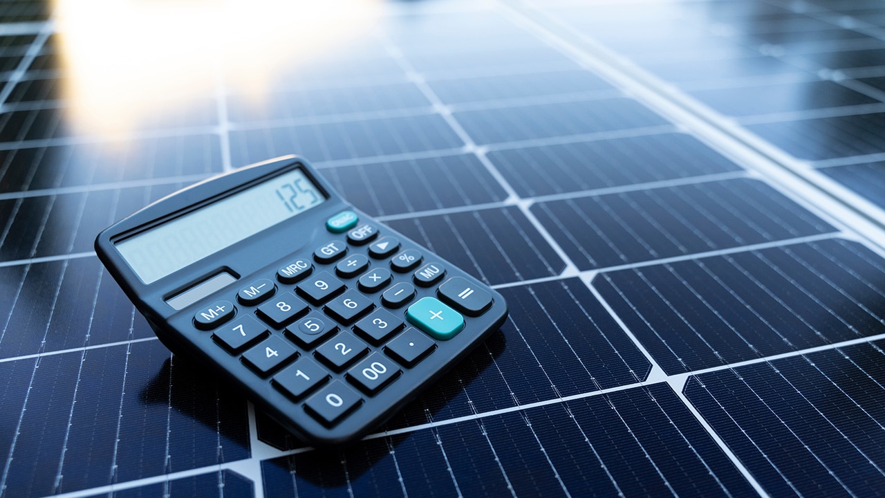 découvrez comment optimiser votre investissement dans l'énergie solaire grâce à des conseils pratiques, une sélection des meilleures technologies et des stratégies efficaces pour maximiser votre retour sur investissement tout en contribuant à la transition énergétique.