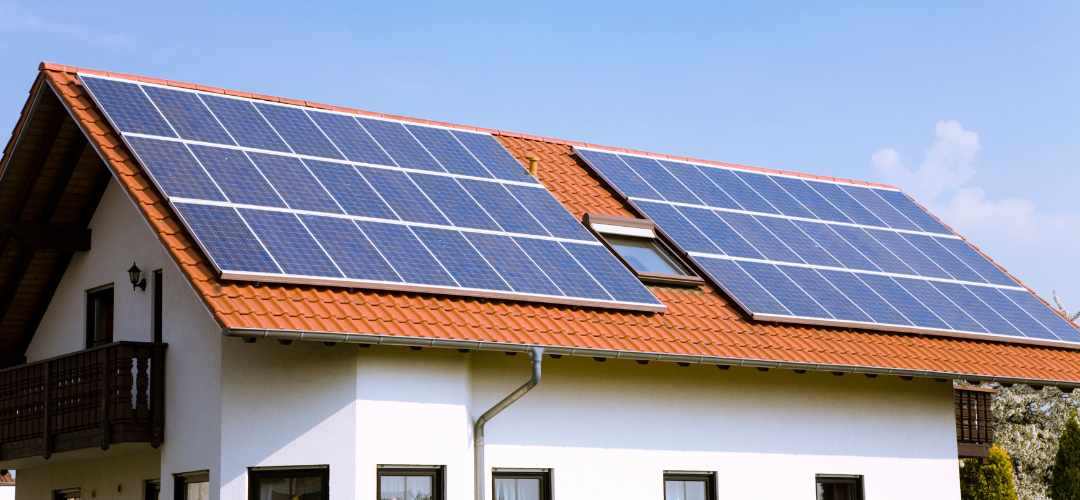 découvrez comment optimiser vos panneaux solaires pour maximiser leur efficacité et réduire vos factures d'énergie. suivez nos conseils pratiques et techniques pour améliorer votre installation et profiter pleinement des avantages de l'énergie solaire.