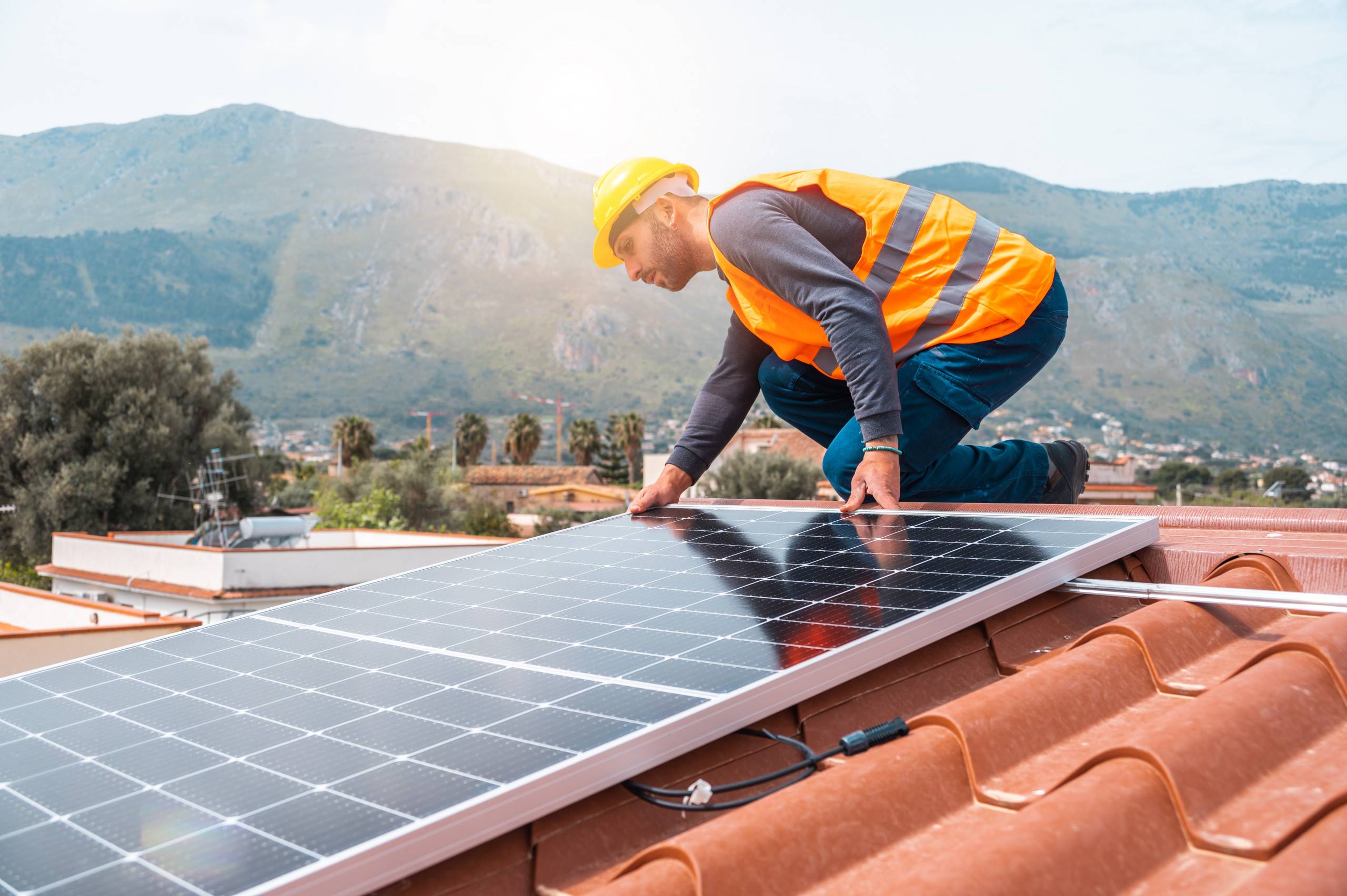 découvrez les opportunités d'énergie renouvelable en paca avec nos solutions de panneaux solaires. optimisez votre consommation d'énergie et réduisez votre empreinte carbone grâce à des installations photovoltaïques de qualité dans la région provence-alpes-côte d'azur.