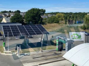 découvrez notre panneau solaire 12 kw, idéal pour maximiser votre production d'énergie et réduire votre facture d'électricité. performant et conçu pour s'adapter à divers besoins énergétiques, ce panneau est une solution fiable et écologique pour votre maison ou votre entreprise.