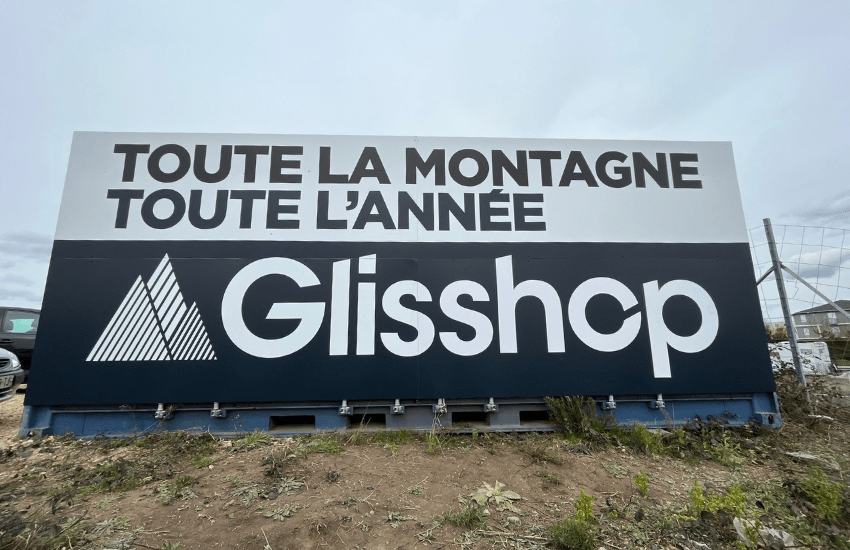 découvrez nos panneaux personnalisés qui s'adaptent à toutes vos envies ! que ce soit pour un événement, une décoration intérieure ou une signalétique unique, nos solutions sur mesure allient qualité et originalité. transformez vos idées en réalité avec nos designs personnalisés.