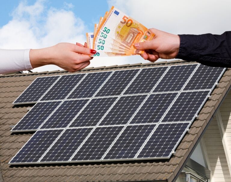 découvrez les prix des panneaux solaires en 2023, comparez les meilleures offres et informez-vous sur les économies d'énergie possibles. profitez d'une énergie renouvelable et réduisez votre facture d'électricité dès aujourd'hui.