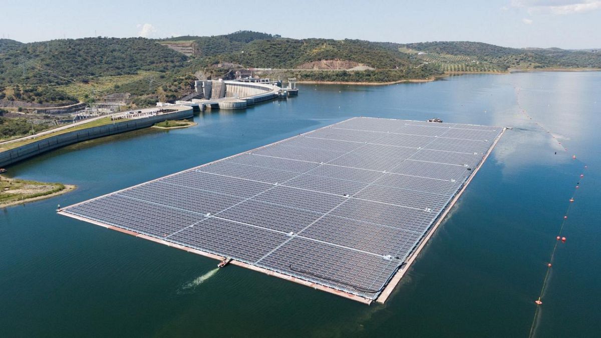 découvrez comment bénéficier des panneaux solaires à 1 euro en 2025. profitez d'une énergie renouvelable accessible et réduisez vos factures d'électricité tout en contribuant à la protection de l'environnement. informez-vous sur les étapes à suivre pour en bénéficier et transformez votre maison en un espace plus écologique.