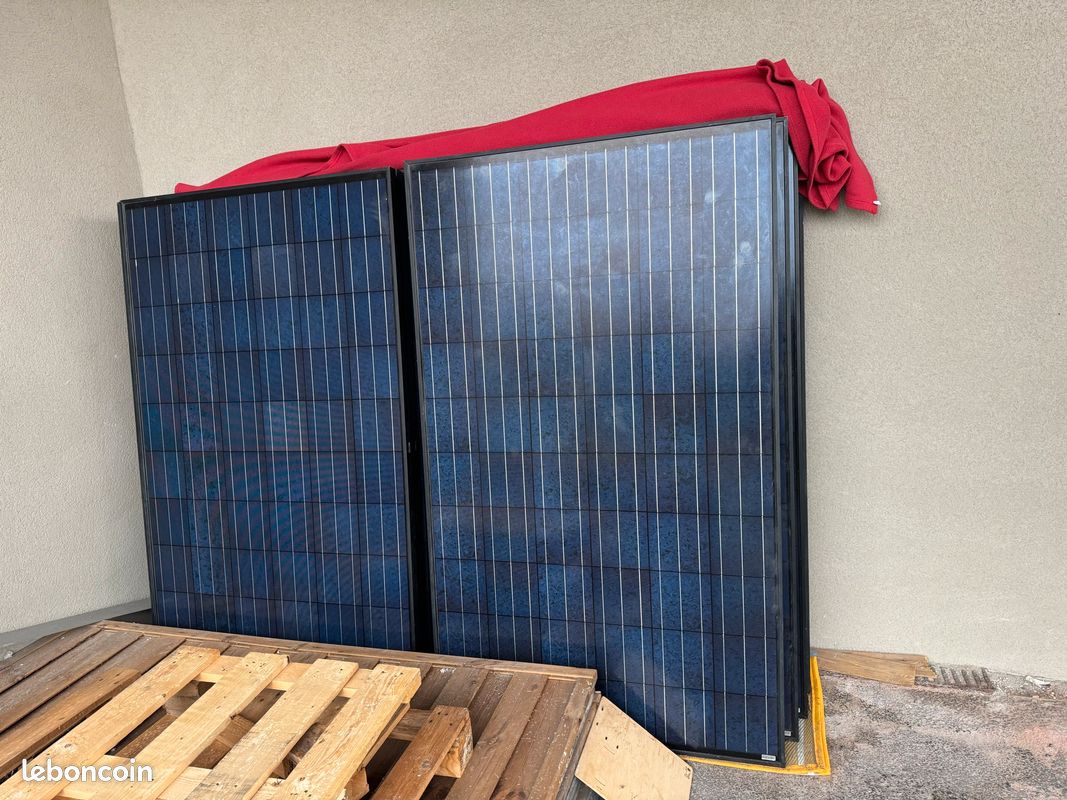 découvrez notre panneau solaire de 2 kw, idéal pour optimiser votre consommation d'énergie et réduire votre facture d'électricité. simple à installer et performant, ce système écologique vous permettra de profiter des avantages des énergies renouvelables tout en contribuant à la préservation de l'environnement.