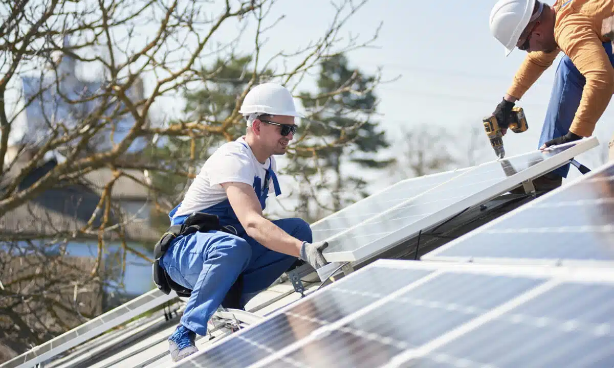 découvrez notre panneau solaire de 6 kw, une solution énergétique performante et écologique pour réduire votre facture d'électricité tout en préservant l'environnement. idéal pour les ménages et les petites entreprises, ce système vous permet de profiter d'une énergie renouvelable et d'une rentabilité rapide. optez pour l'énergie solaire dès aujourd'hui!