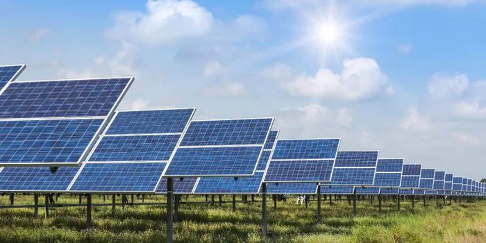 découvrez tout sur les panneaux solaires en france : avantages, aides financières, installation et conseils pour optimiser votre production d'énergie renouvelable. faites le choix d'une énergie durable et rentable dès aujourd'hui !