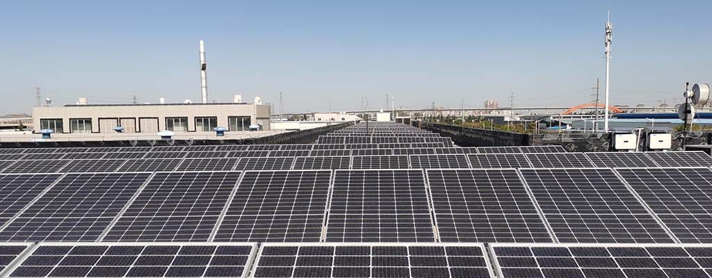 découvrez notre usine spécialisée dans la fabrication de panneaux solaires de haute qualité. engagez-vous pour un avenir durable avec nos solutions énergétiques innovantes, alliant performance et respect de l'environnement.