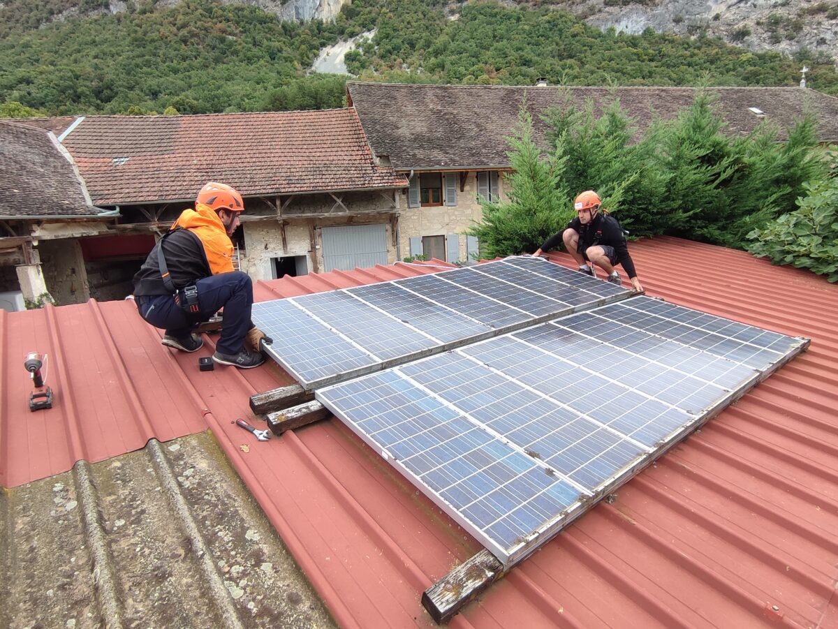 découvrez tout sur les panneaux solaires en france : avantages, conseils d'installation, aides financières et solutions écologiques pour profiter de l'énergie renouvelable tout en réduisant votre facture d'électricité.