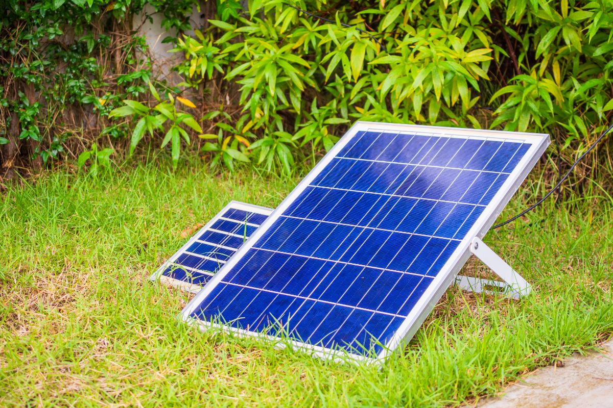 découvrez comment installer un panneau solaire dans votre jardin pour optimiser l'énergie renouvelable. transformez votre espace extérieur en un lieu éco-responsable et bénéficiez d'une source d'énergie gratuite tout en embellissant votre jardin.