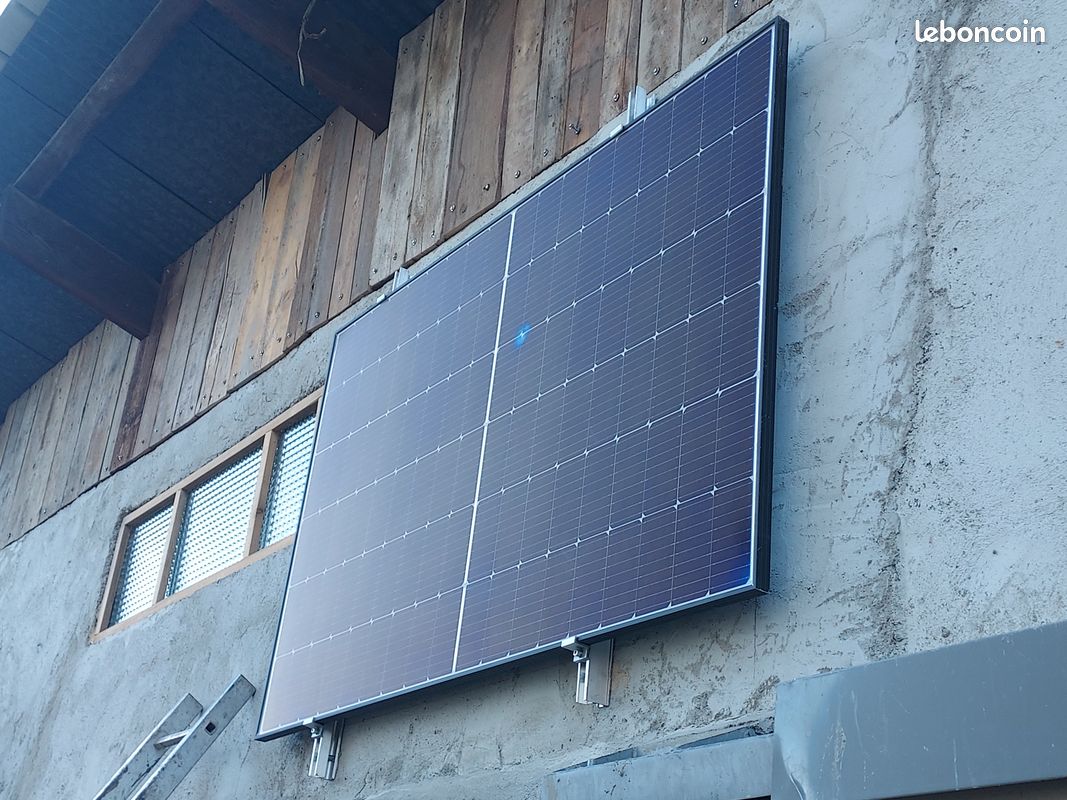découvrez les avantages des panneaux solaires verticaux pour une intégration esthétique et performante de l'énergie solaire dans votre espace. optimisez votre consommation énergétique tout en préservant l'esthétique de votre bâtiment.