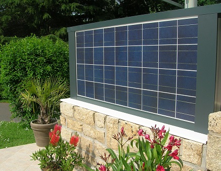 découvrez les avantages des panneaux solaires verticaux, une solution innovante et esthétique pour optimiser la production d'énergie solaire dans les espaces réduits. idéals pour les façades et les jardins, ces panneaux allient performance et design tout en contribuant à la transition énergétique.