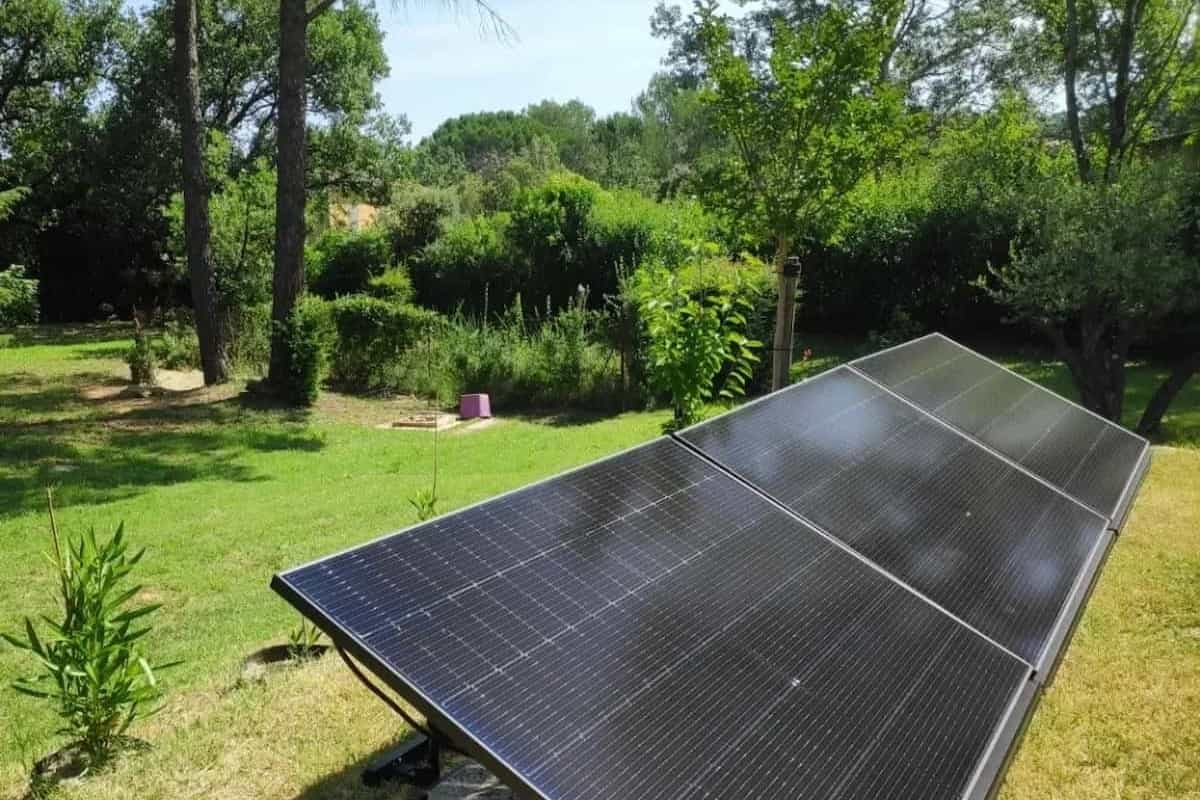 découvrez comment investir dans des panneaux photovoltaïques rentables à well. maximisez votre économie d'énergie tout en contribuant à un avenir durable grâce à des solutions solaires efficaces et abordables.