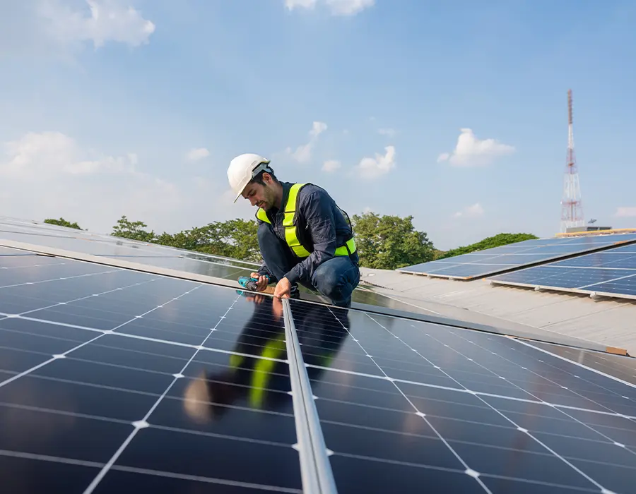 découvrez les avantages des panneaux photovoltaïques pour votre toiture. optimisez votre consommation d'énergie, réduisez vos factures et contribuez à la protection de l'environnement grâce à cette solution écologique et économique. informez-vous sur l'installation et le fonctionnement de ces systèmes adaptés à tous les types de maisons.