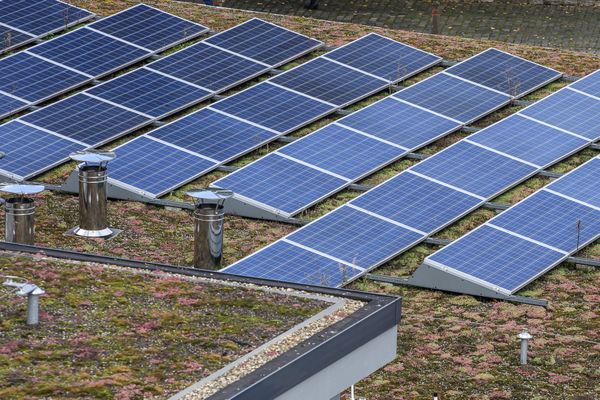 découvrez les dernières tendances et innovations en matière de panneaux solaires en 2023. apprenez comment cette technologie durable peut réduire vos factures d'énergie et contribuer à un avenir plus vert.