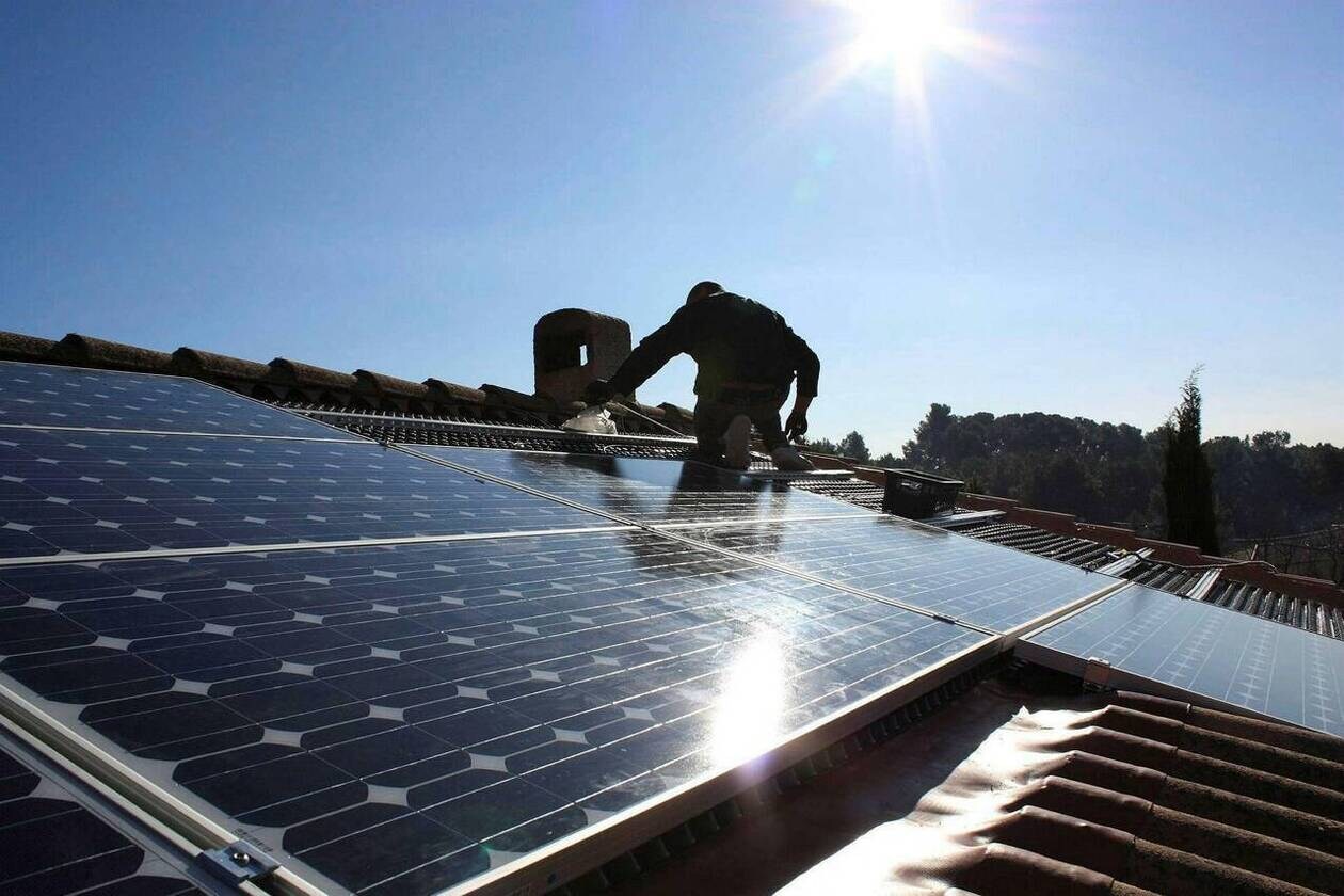 découvrez notre sélection de panneaux solaires à vendre, idéale pour réduire vos factures d'énergie et contribuer à la protection de l'environnement. profitez de nos offres compétitives et d'une installation professionnelle pour maximiser votre investissement.
