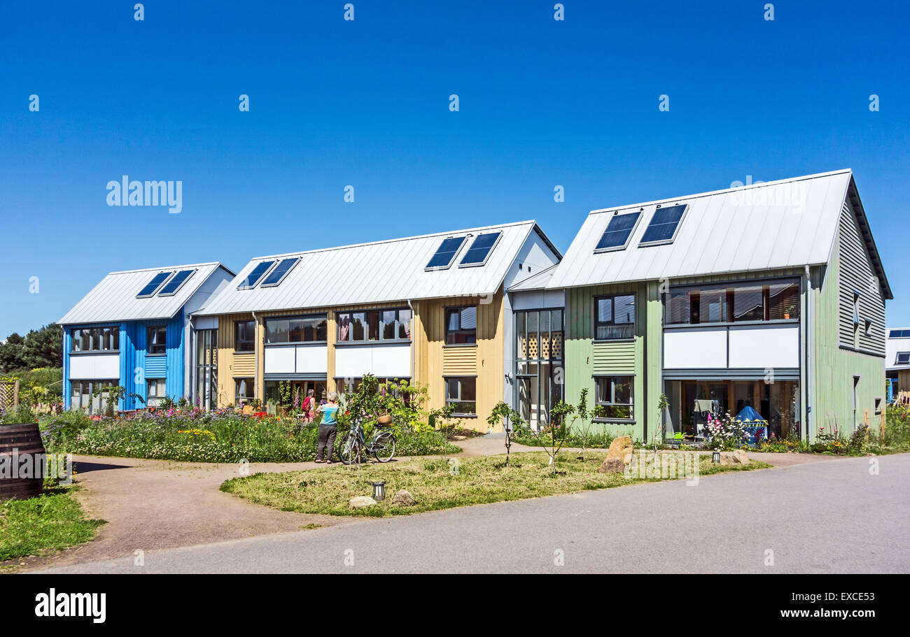 découvrez comment les panneaux solaires peuvent transformer votre co-housing en un modèle de durabilité. maximisez l'efficacité énergétique, réduisez vos factures et adoptez une approche écologique avec des solutions solaires adaptées à la vie en communauté.