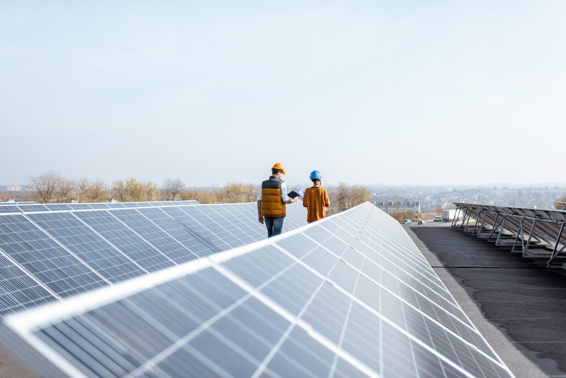 découvrez comment les panneaux solaires peuvent transformer votre entreprise en un modèle de durabilité et d'efficacité énergétique. économisez sur vos factures d'énergie et contribuez à la protection de l'environnement grâce à nos solutions sur mesure pour les professionnels.