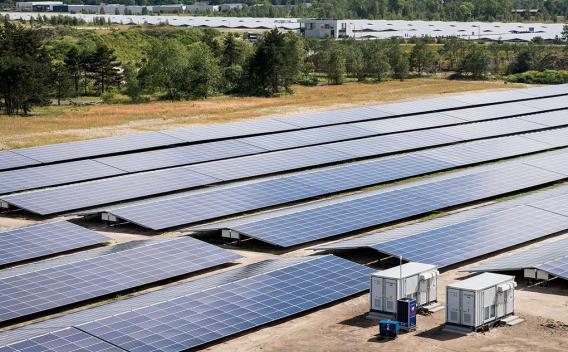 découvrez comment les panneaux solaires contribuent à réduire les émissions de carbone tout en offrant une source d'énergie renouvelable et durable. informez-vous sur les avantages écologiques et économiques de l'énergie solaire.