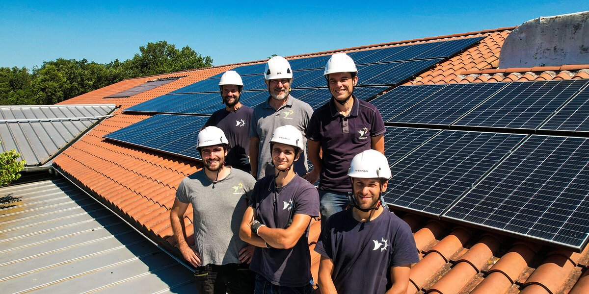 explorez comment les panneaux solaires révolutionnent l'accès à l'énergie tout en favorisant l'innovation sociale. découvrez les initiatives qui allient durabilité et inclusion pour un avenir énergétique plus équitable.