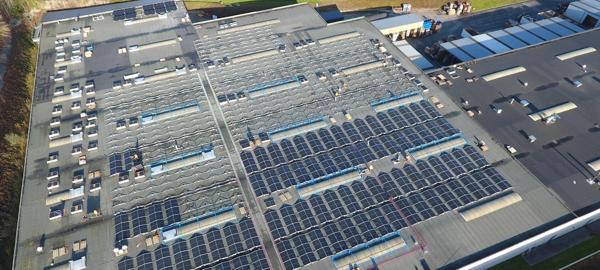 découvrez les avantages des panneaux solaires en france pour optimiser votre consommation d'énergie et réduire votre impact environnemental. informez-vous sur les options disponibles, les aides financières et les solutions adaptées à votre domicile.