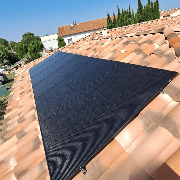 découvrez les nombreux avantages des panneaux solaires à marseille. profitez d'une énergie renouvelable pour réduire vos factures, valoriser votre bien et contribuer à la protection de l'environnement. informez-vous sur les aides disponibles et faites le choix d'une énergie durable dans la cité phocéenne.