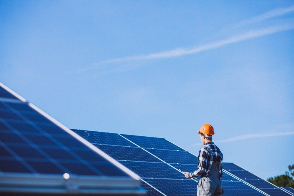 découvrez comment les panneaux solaires rentables peuvent transformer votre consommation d'énergie tout en réduisant vos factures. explorez les avantages économiques, écologiques et les options d'installation pour faire un choix éclairé et durable.