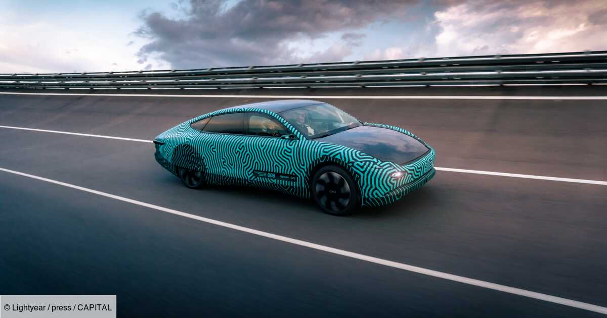 découvrez les avantages des panneaux solaires pour voitures : une solution innovante pour alimenter votre véhicule tout en préservant l'environnement. économisez du carburant et profitez d'une autonomie accrue grâce à cette technologie écologique.