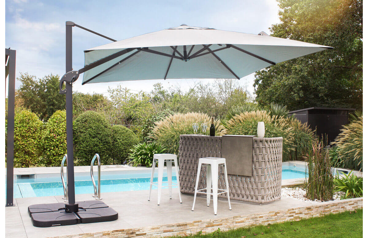découvrez notre sélection de parasols, idéaux pour profiter de l'extérieur tout en restant à l'ombre. styles variés, couleurs tendance et robustesse : un accessoire indispensable pour vos journées ensoleillées.