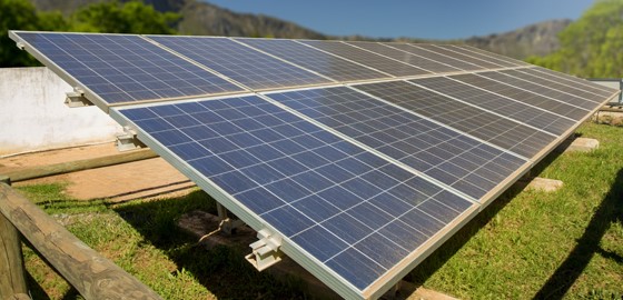 découvrez comment un partenariat entre ong et entreprises de panneaux solaires peut transformer l'accès à l'énergie durable. ensemble, construisons un avenir plus vert et solidaire.