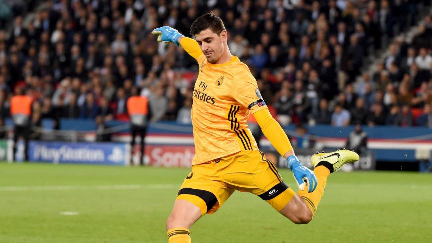 découvrez la performance exceptionnelle de courtois au football, illuminée par le soleil. analyse, moments clés et statistiques sur l'un des plus grands gardiens de but de notre époque.