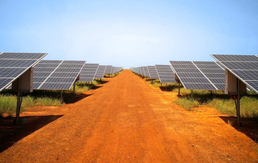 découvrez tout sur le photovoltaïque : comment il fonctionne, ses avantages pour l'environnement, et comment investir dans des solutions d'énergie solaire pour réduire vos factures d'électricité.