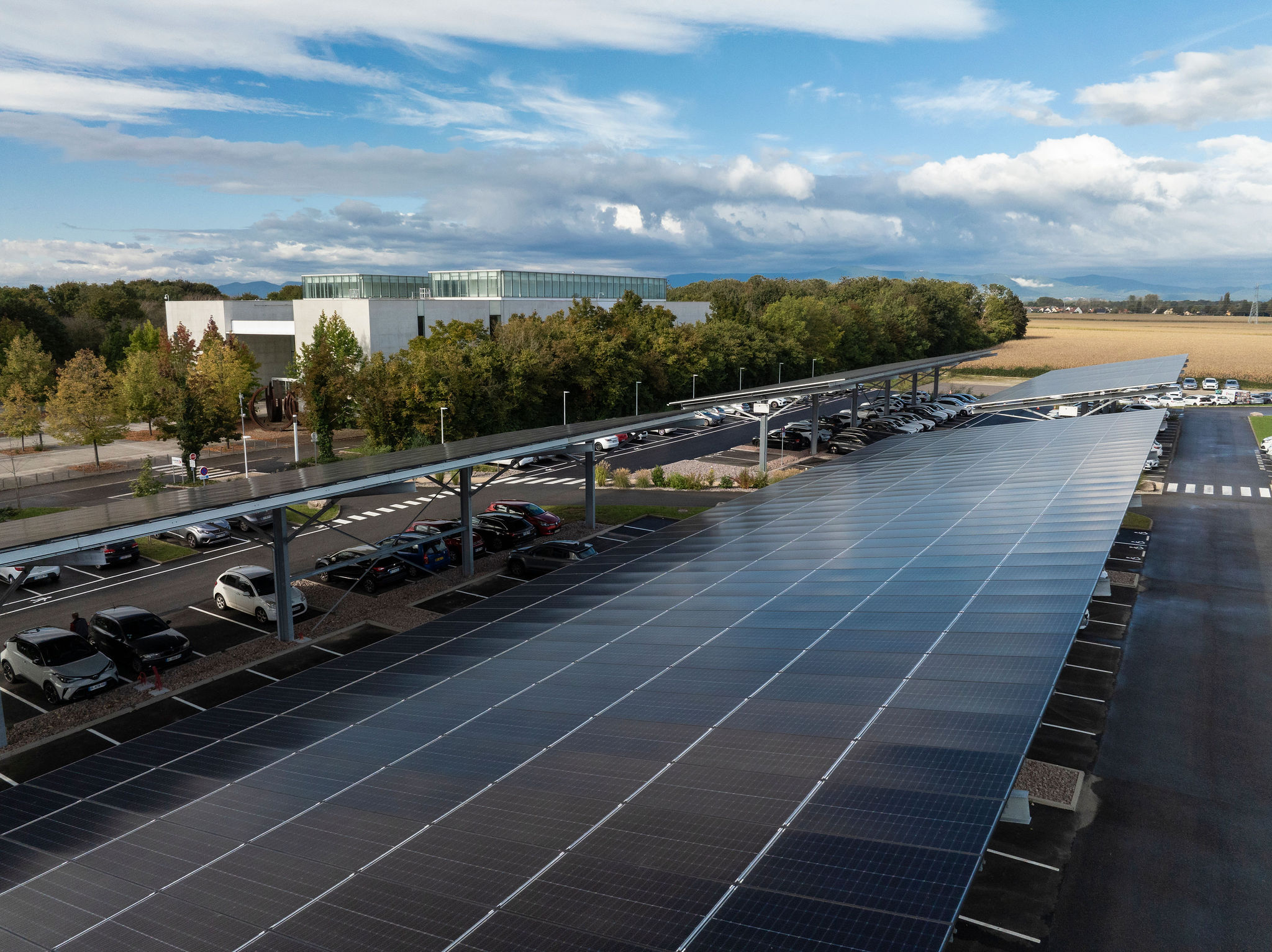 découvrez les avantages du photovoltaïque durable, une solution énergétique écologique et performante. optez pour l'énergie solaire pour réduire votre empreinte carbone et réaliser des économies sur vos factures d'électricité.