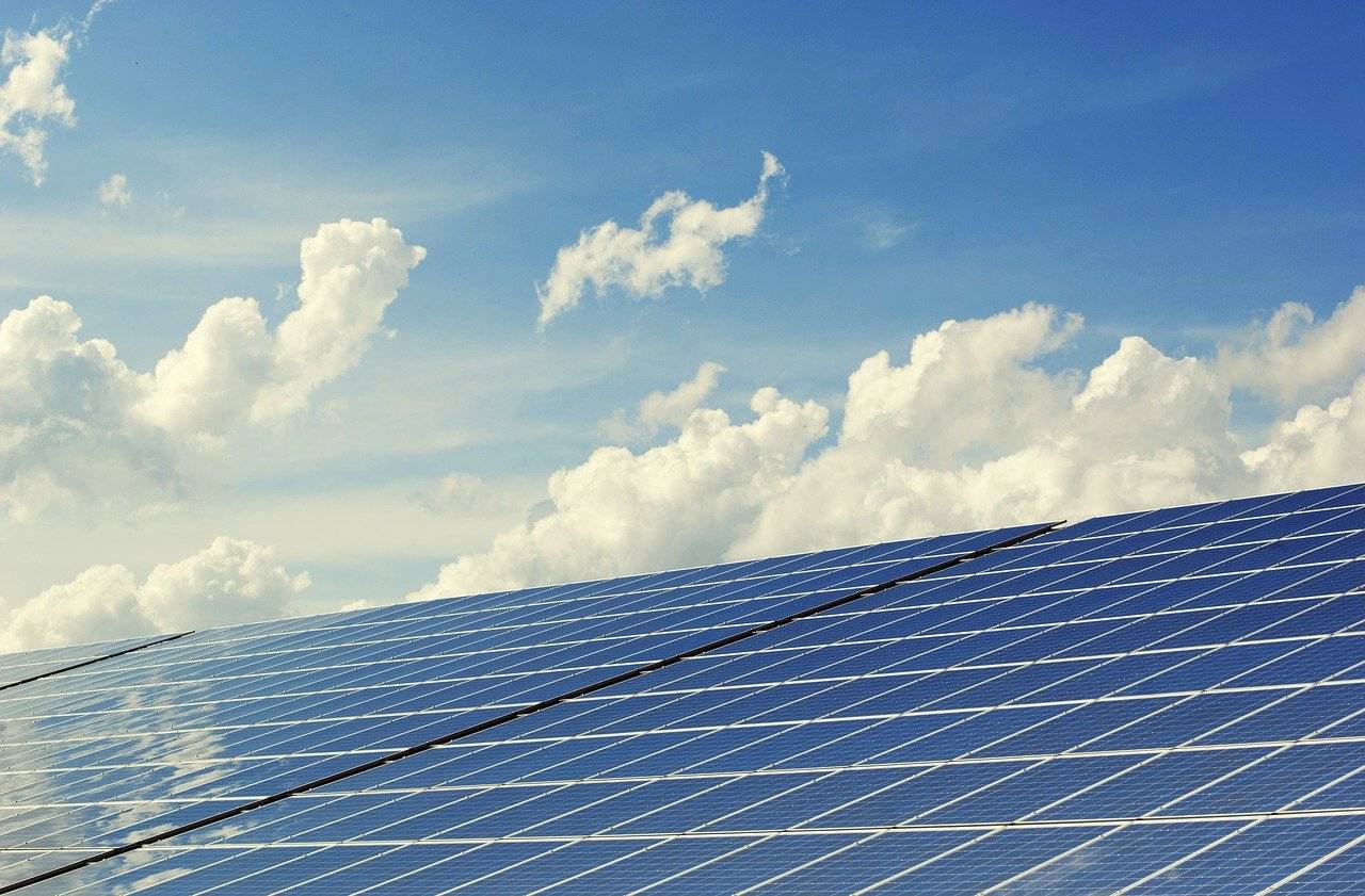 découvrez comment les entreprises durables exploitent l'énergie photovoltaïque pour réduire leur empreinte carbone et maximiser leur efficacité énergétique. engagez-vous vers un avenir plus vert avec des solutions photovoltaïques innovantes.