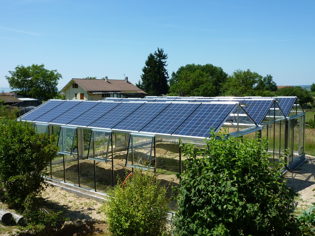 découvrez comment le photovoltaïque peut transformer votre maison en une source d'énergie renouvelable. apprenez à tirer profit des panneaux solaires, à réduire vos factures d'électricité, et à contribuer à la transition énergétique tout en valorisant votre patrimoine.