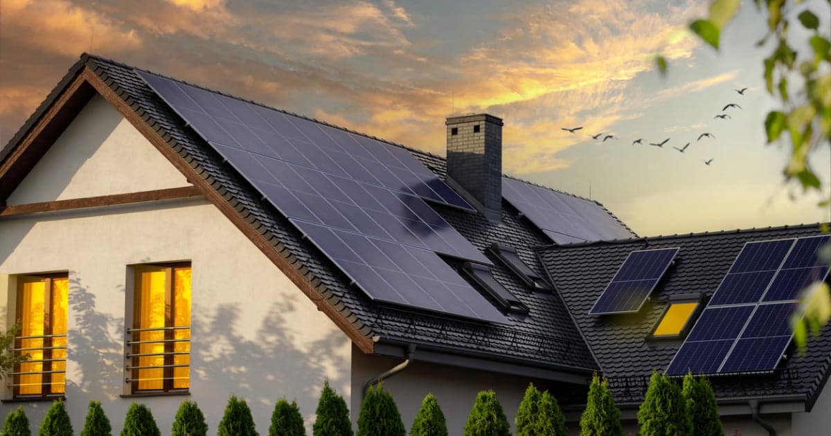 découvrez comment les panneaux photovoltaïques peuvent transformer votre maison en une source d'énergie durable et économique. informez-vous sur les avantages, l'installation et les subventions disponibles pour rendre votre habitation plus verte.