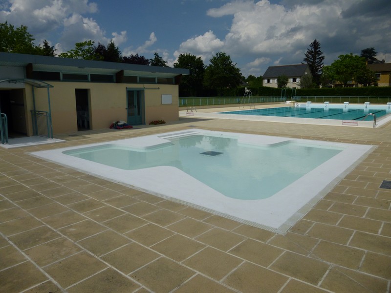 découvrez notre large sélection de piscines grandes, parfaites pour se détendre en famille ou entre amis. profitez de journées ensoleillées dans un espace aquatique convivial et spacieux, idéal pour tous vos moments de loisirs.
