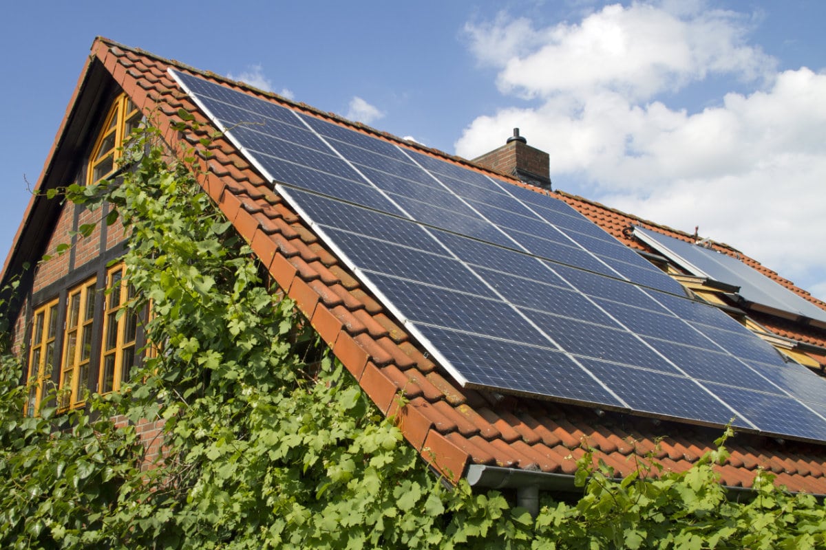 découvrez les avantages des panneaux solaires pour une énergie verte et durable. profitez de l'impact positif sur votre facture d'électricité et contribuez à la protection de l'environnement grâce à une solution énergétique renouvelable.
