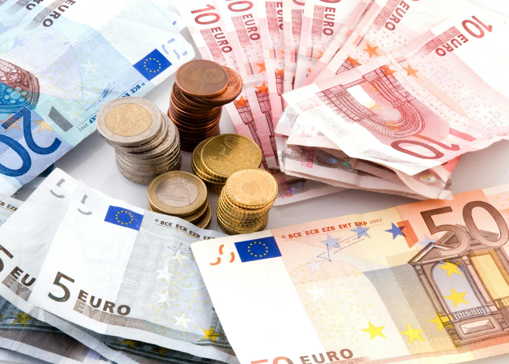 découvrez la prime à l'autoconsommation solaire qui vous permet de réduire vos factures d'électricité tout en contribuant à un avenir durable. profitez des aides financières pour installer des panneaux solaires et valoriser votre investissement dans l'énergie verte.