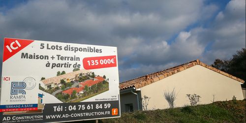 découvrez les prix des bâtiments neufs en france : analyse des tendances du marché, conseils d'investissement et aperçu des coûts de construction pour vous aider à réaliser votre projet immobilier.