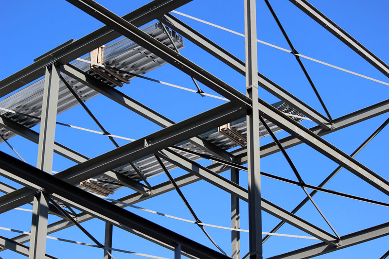 découvrez les prix des charpentes en métal sur notre site. comparez les offres et choisissez la solution qui convient le mieux à vos projets de construction. bénéficiez de conseils d'experts et d'informations détaillées pour un choix éclairé.