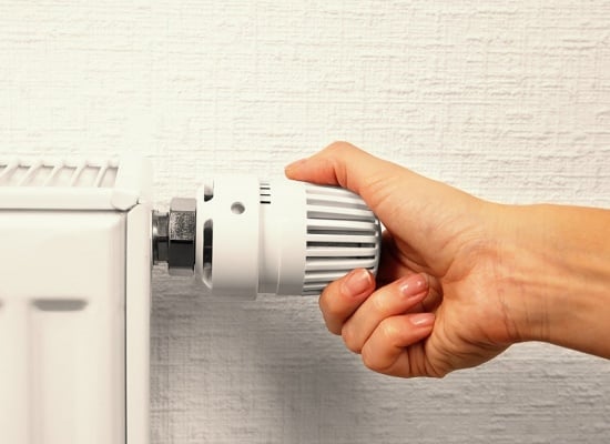 découvrez notre guide complet sur le prix du chauffage électrique pour une surface de 100m2. comparez les coûts, les différents types de chauffages disponibles et optimisez votre choix pour un confort optimal tout en maîtrisant votre budget.